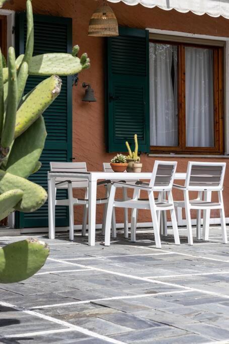 Il Giardino Tra Cielo E Mare Lägenhet Porto Venere Exteriör bild